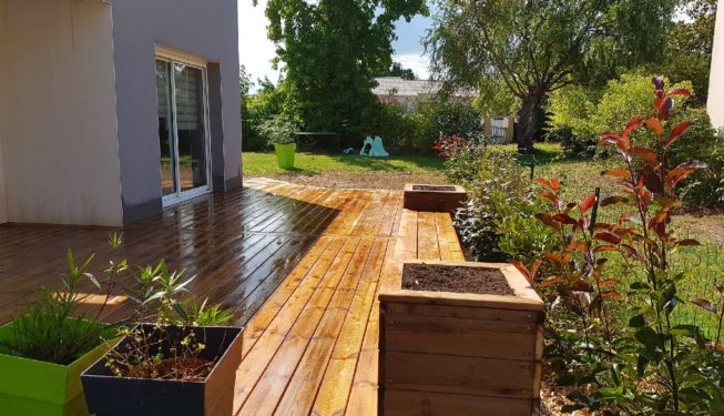 terrasse Pin+ banc + jardinières papyrus
